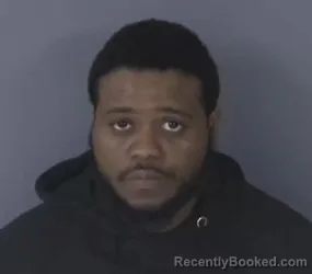 Mugshot of DAYTRELL PAIGE