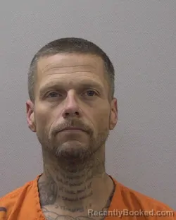 Mugshot of BASIL &nbsp; KING