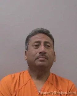 Mugshot of LORENZO &nbsp; SALINAS