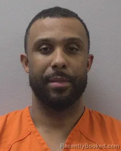 Mugshot of JULIO CESAR ROSARIO