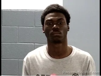 Mugshot of DAQUAN TYSHAUN DAVIS