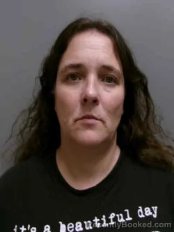 Mugshot of WENDY ROSEANN HUSTON