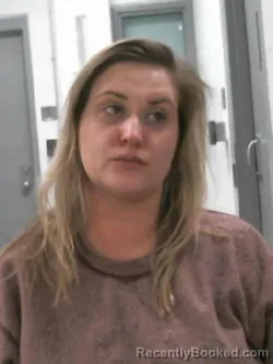 Mugshot of RACHELE RENEE MANN