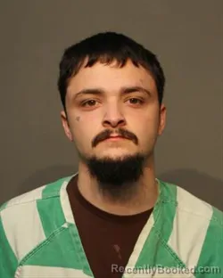 Mugshot of DYLAN DAVID BENNETT