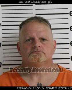 Mugshot of DARRELL GENE WALTERS