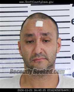 Mugshot of CRISTOBAL CABRERA