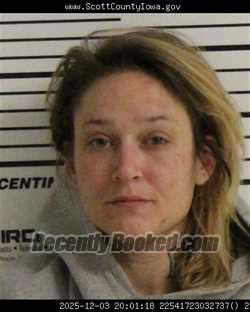 Mugshot of LINDSEY MARIE BRIX