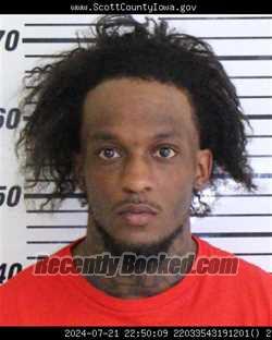 Mugshot of KENDRE OCTAVIAN HICKMAN