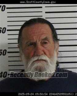 Mugshot of VIRGIL HARLESS LEE