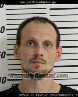 Mugshot of MICHAEL EDWARD ZAHN