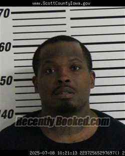 Mugshot of JASPER WARREN JOSIE MATHEWS