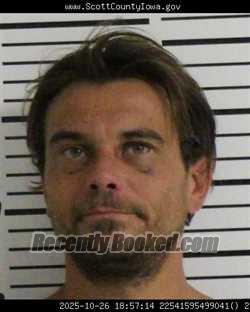 Mugshot of MATTHEW ROBERT DALESSANDRO