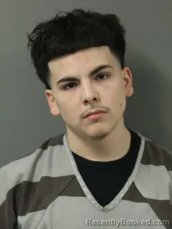 Mugshot of RUBEN GENE ROBLEDO