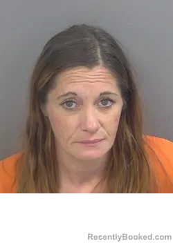 Mugshot of TARA LYNN CUMMINS