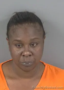 Mugshot of LATANGELIA LOVETTE