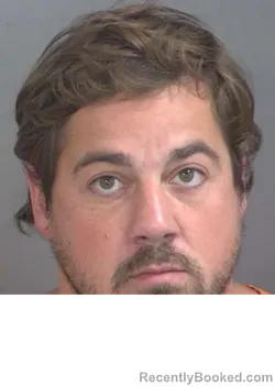 Mugshot of KEVIN VINCENT ROBERGE