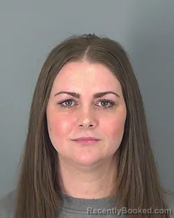 Mugshot of HEATHER HILL