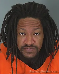 Mugshot of BRANDON EVERETTE