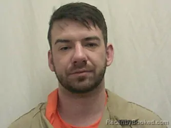 Mugshot of CARSON BRADLEY LUNDQUIST