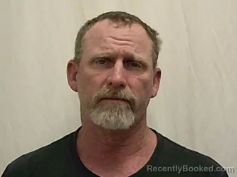 Mugshot of RAYMOND MARTIN HOLE