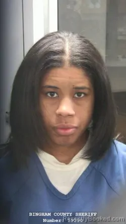 Mugshot of DIAMOND LASHAWN POWELL