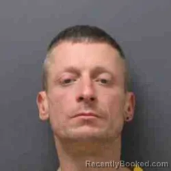 Mugshot of ROBERT AARON HARTMAN