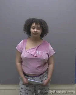 Mugshot of ARIANA NESHELLE FRYE