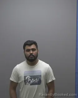 Mugshot of ERIK QUEVEDO-VEGA