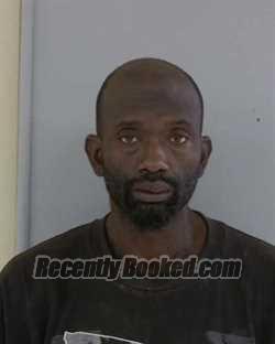 Mugshot of MICHAEL SHANE WOODS