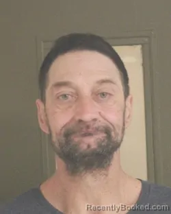 Mugshot of MASON L BLOOMSTER