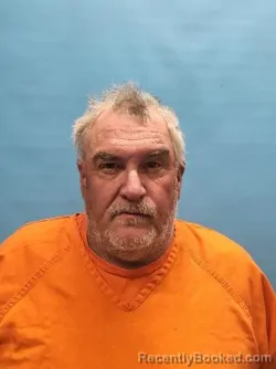 Mugshot of Dwayne K Hand