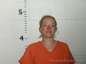 Mugshot of MIKAYLA WALKER