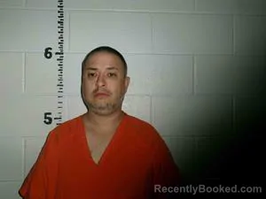 Mugshot of EDUARDO HIGUERI