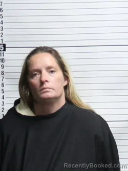 Mugshot of KRYSTAL LYNN HEWETT