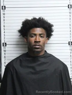 Mugshot of DAZMOINE JAHIEM KING