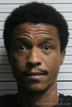 Mugshot of REGGIE RAPHEL MILLER