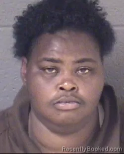Mugshot of JAZMYN MONAE SMITH