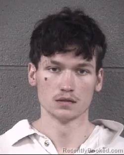 Mugshot of NATHAN THOMAS MILLER