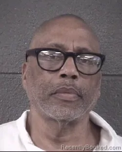 Mugshot of ROBERT JR LOWERY