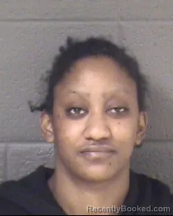 Mugshot of SHIANNE MECHELE BLAKELY