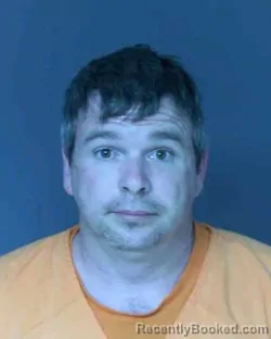 Mugshot of CHRISTOPHER MICHAEL THOMPSON