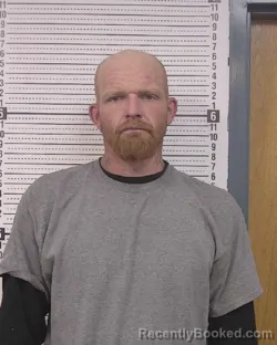 Mugshot of JUSTIN PATRICK PRESTON