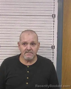 Mugshot of JONATHAN LEE BENFIELD