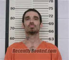 Mugshot of ERIC LEE MAYTON