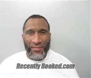 Mugshot of LUIS MARIO SANTIAGO-LOPEZ