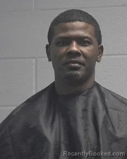 Mugshot of LATARIUS ANTWAINIVOUS NANCE