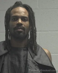 Mugshot of DARIUS JAVONTE CUNNINGHAM