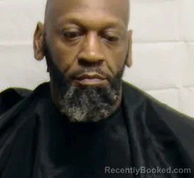 Mugshot of TRACY WASHINGTON