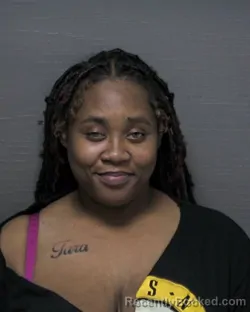 Mugshot of TANNEQUA MIESHA WHITEHEAD