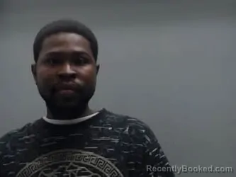 Mugshot of MAURICE QUANTELE LYONS